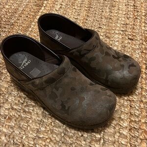 Dansko camo clogs